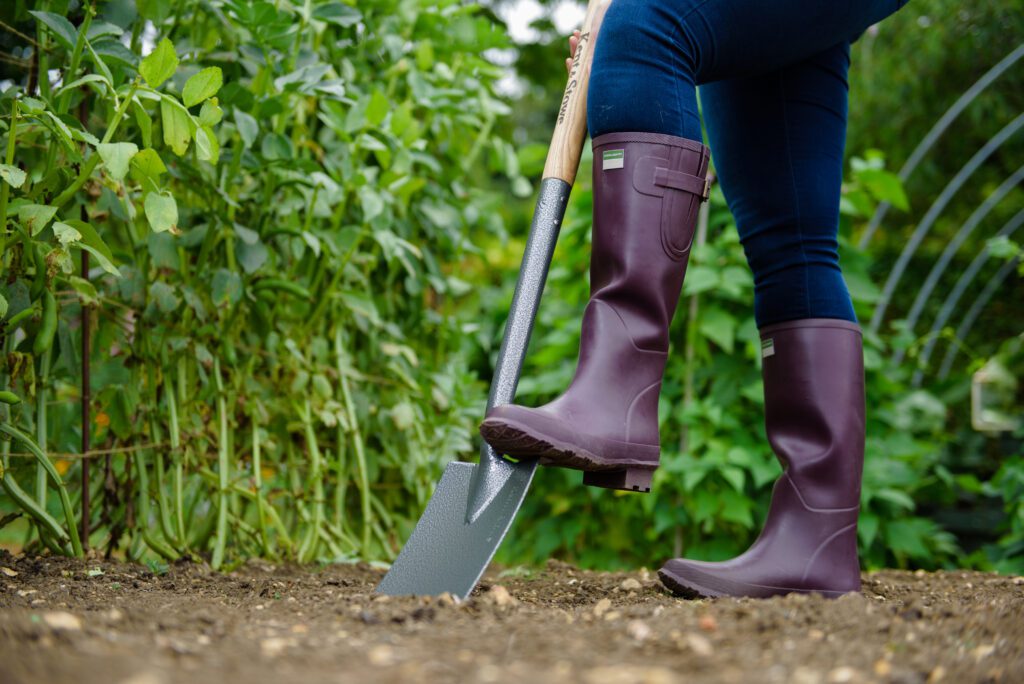 Kent and Stowe Carbon Steel Border Spade 5060396797125