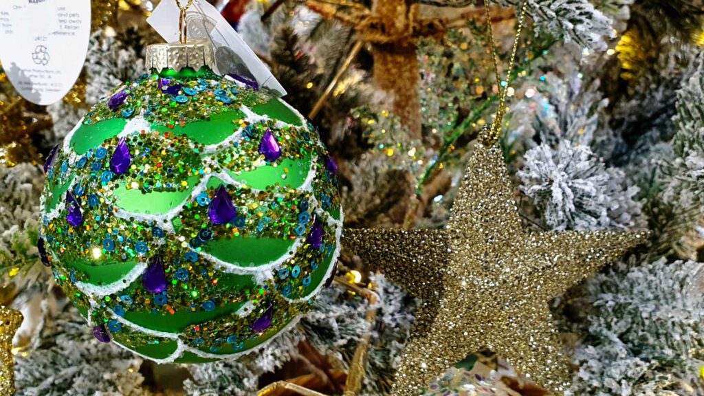 green bauble and sparkly star christmas deocrations